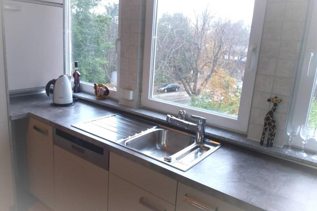 Neue, Helle Wohnung In Ludwigsburg, Nah Am Schloss Exterior foto